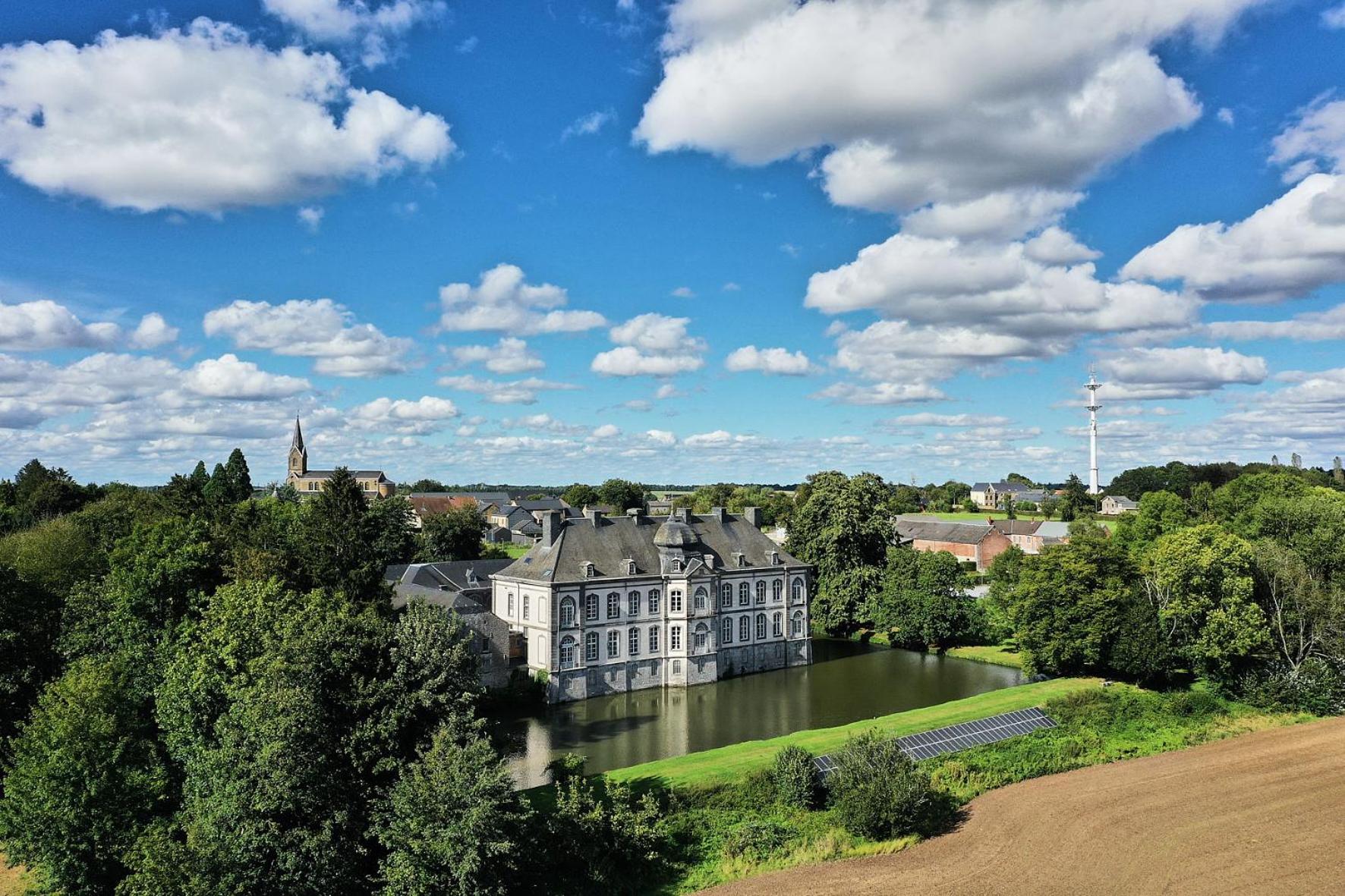Chateau De Vierset Exteriör bild